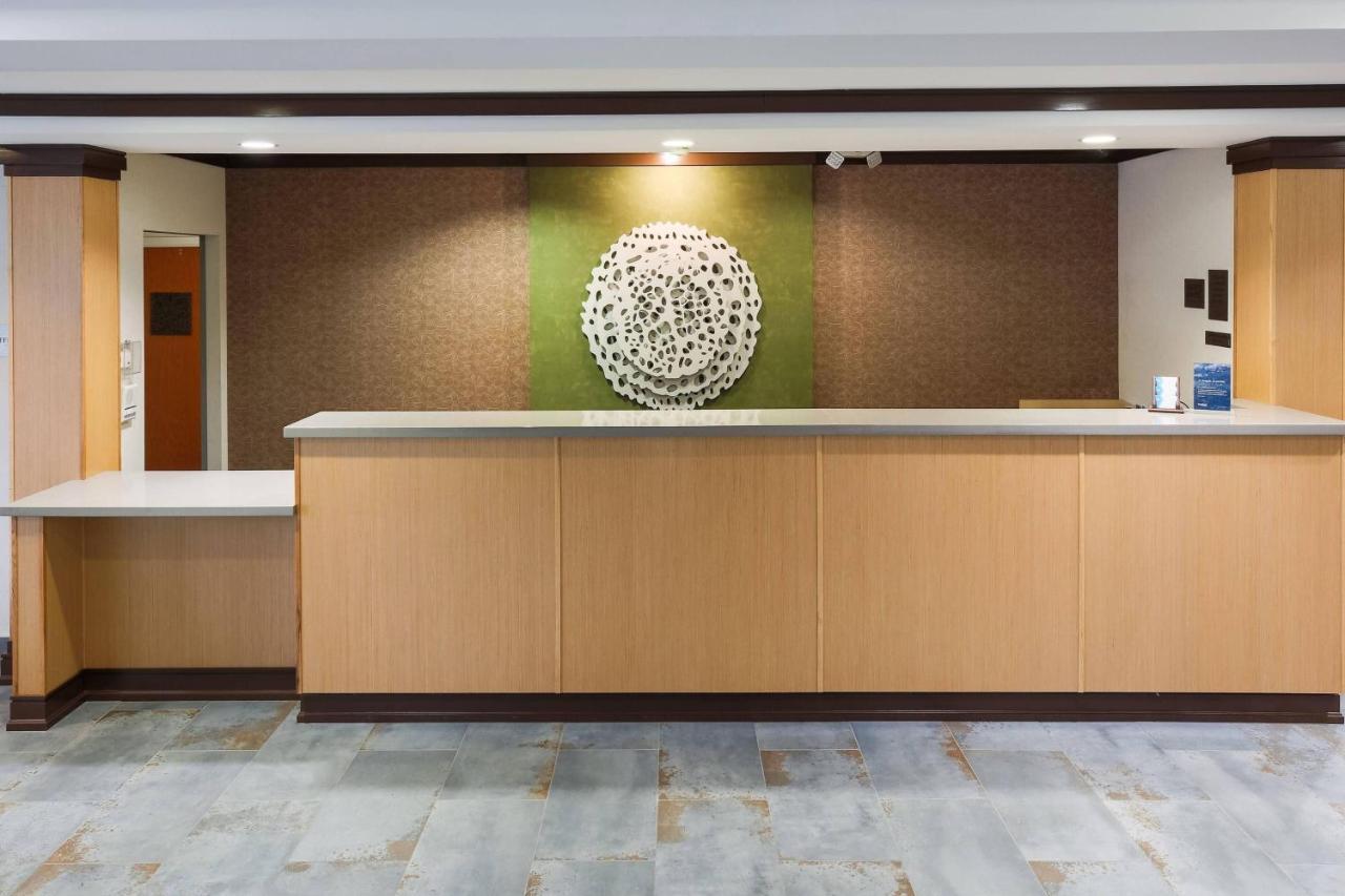 Fairfield Inn & Suites By Marriott Елизабеттаун Екстериор снимка