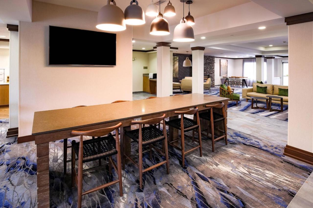 Fairfield Inn & Suites By Marriott Елизабеттаун Екстериор снимка