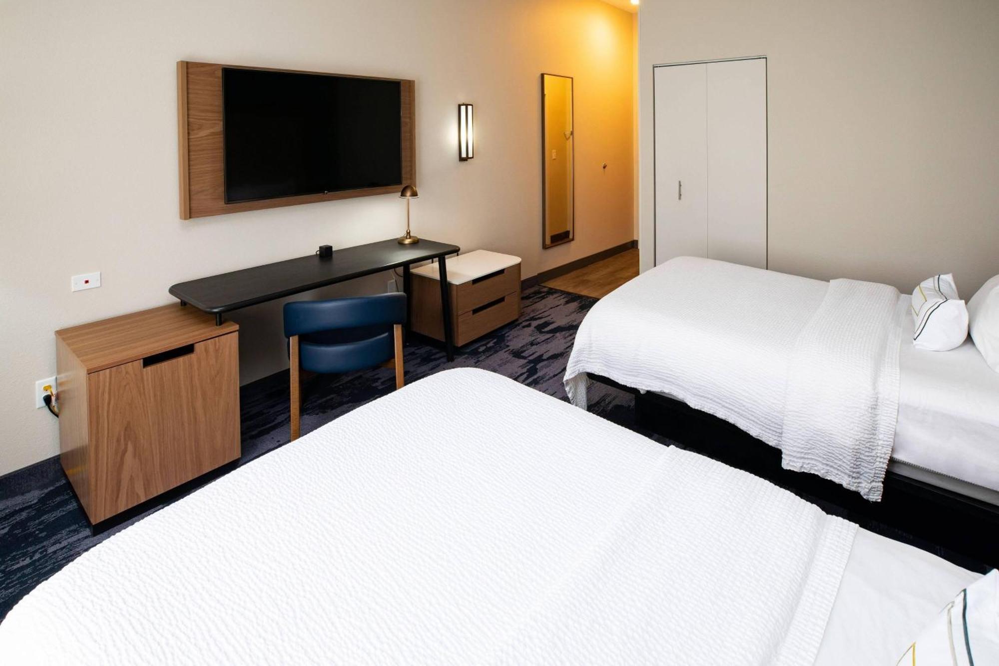 Fairfield Inn & Suites By Marriott Елизабеттаун Екстериор снимка